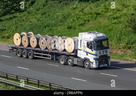 Cable drum transport hi-res stock photography and images - Alamy