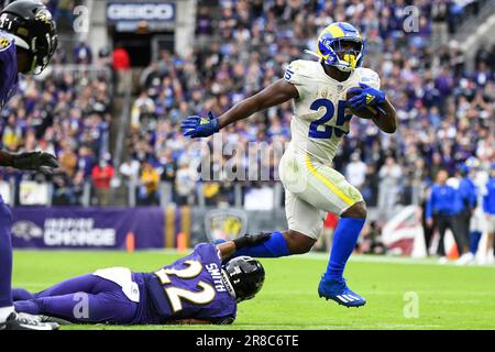 Running back Sony Michel re-signs with the Los Angeles Rams