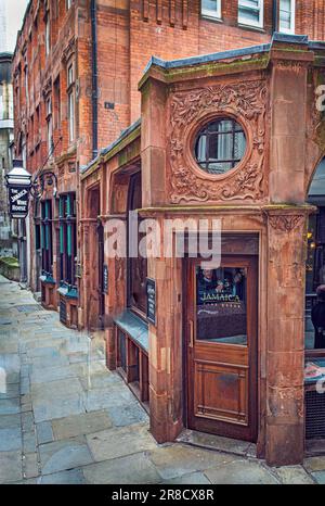 The Jamaica Wine House, located in St Michael's Alley, Cornhill, London , Uk Stock Photo