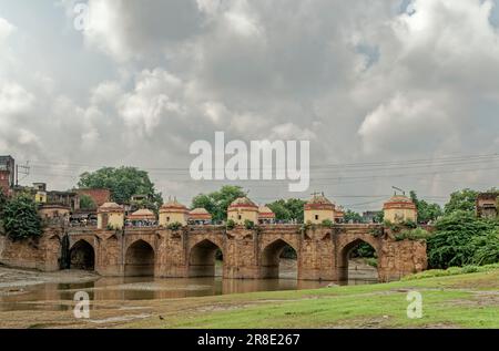 03-oct-2005 Shahi Bridge or Munim Khan's Bridge or Akbari Bridge Afghan architecture on Gomti River Jaunpur Uttar Pradesh INDIA Stock Photo