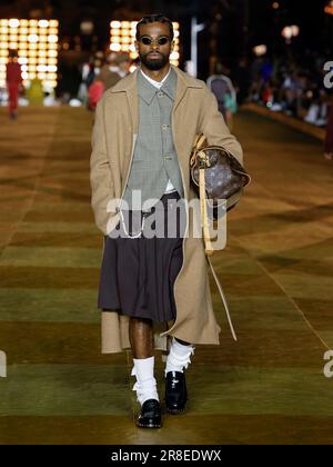 Paris Fashion Week 2023: a look at the Louis Vuitton Prêt-à-Porter Femme SS  2024 show 