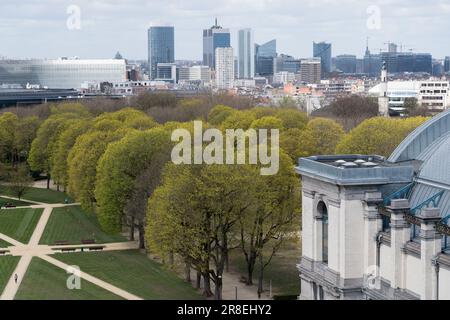 Parc du Cinquantenaire / Jubelpark and Madou Plaza Tower office building, Astro Tower office building and Covent Garden Tower office building in Saint Stock Photo