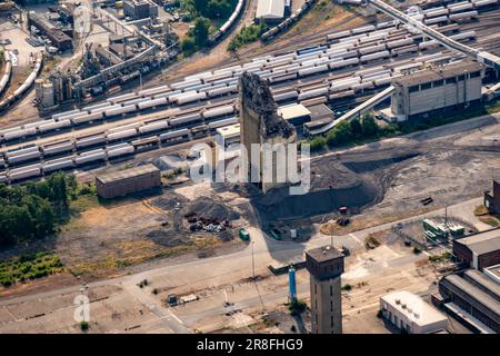 Deconstruction of shaft 7 winding tower of the former Auguste Victoria mine in Marl. North Rhine-Westphalia, Germany Stock Photo