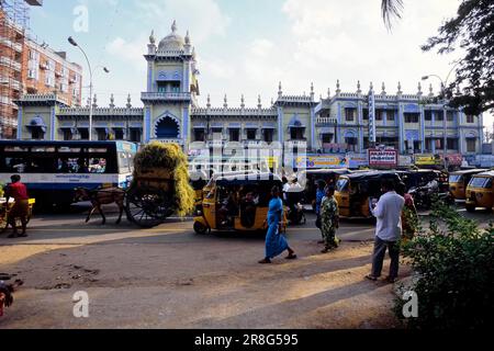 Siddique Sarai Choultry, its Moorish architecture revealing where Indo Saracenic had its roots. Chennai, Tamil Nadu, India, Asia Stock Photo