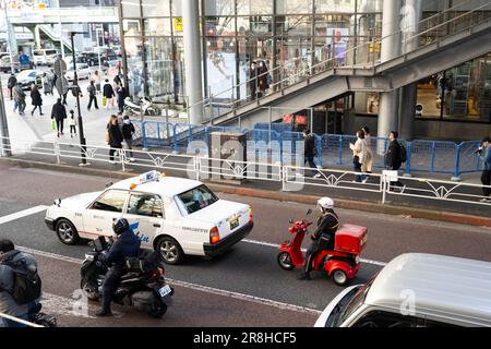 Tokyo, Japan. 3rd Mar, 2023. Traffic of taxi cabs and motorbikes. (Credit Image: © Taidgh Barron/ZUMA Press Wire) EDITORIAL USAGE ONLY! Not for Commercial USAGE! Stock Photo