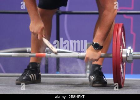 Berlin, Deutschland, 21, June, 2023. Officer clean the bar during powerlifting in the Special Olympics World Games Berlin 2023.. Credit: Fabideciria. Stock Photo