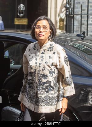 London, England, UK. 21st June, 2023. Finance Minister of Indonesia SRI MULYANI is seen arriving at 11 Downing Street. (Credit Image: © Tayfun Salci/ZUMA Press Wire) EDITORIAL USAGE ONLY! Not for Commercial USAGE! Stock Photo