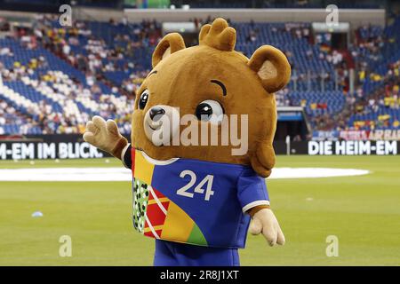 GELSENKIRCHEN - 20/06/2023, Mascotte EURO 2024 during the friendly international match between Germany and Colombia at the Veltins-Arena on June 20, 2023 in Gelsenkirchen, Germany. AP | Dutch Height | BART STOUTJESDYK Stock Photo