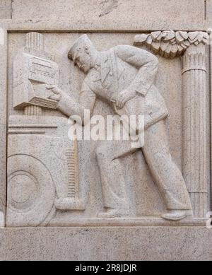 Mail Delivery sculptures in the Post office Building In Philadelphia PA Stock Photo