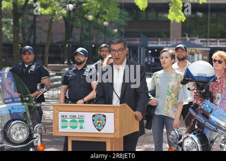 Ny, USA. 26th May, 2023. One Police Plaza, New York, USA, May 26, 2023 - New York City Department of Transportation (NYC DOT), the New York City Police Department (NYPD), and the NYC Taxi and Limousine Commission (TLC) stood outside One Police Plaza today to announce major initiatives to crack down on speeding and drunk driving ahead of Memorial Day weekend in New York. Photo: Luiz Rampelotto/EuropaNewswire (Credit Image: © Luiz Rampelotto/ZUMA Press Wire) EDITORIAL USAGE ONLY! Not for Commercial USAGE! Stock Photo