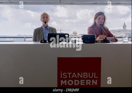 Architect Renzo Piano (L) and the Chair of Istanbul Modern Museum, Oya Eczacibasi (R) seen speaking during a press conference. The Italian architect Renzo Piano attended the inauguration ceremony of the new building of Istanbul Modern Museum at Karakoy waterfront. In a press conference, the Chair of Istanbul Modern, Oya Eczacibasi and Renzo Piano, the designer of the building, presented the concept and vision of the Museum, while a contemporary guided tour to spaces and collections of Turkish artists and photographers is taking place. (Photo by Valeria Ferraro/SOPA Images/Sipa USA) Stock Photo