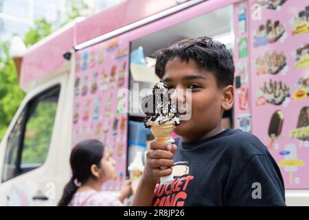 London 21st June 2023. Bossie's Ice cream van serving cooling ice ...