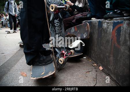 Bogota, Colombia. 21st June, 2023. Skaters take part during the international world skateboarding day 'Go Skateboarding Day' in Bogota, Colombia, June 21, 2023. Photo by: Chepa Beltran/Long Visual Press Credit: Long Visual Press/Alamy Live News Stock Photo