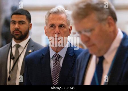 Washington, Vereinigte Staaten. 20th June, 2023. Speaker of the United States House of Representatives Kevin McCarthy (Republican of California) speaks to reporters while walking to the House floor at the Capitol in Washington, DC, Tuesday, June 20, 2023. Credit: Julia Nikhinson/CNP/dpa/Alamy Live News Stock Photo
