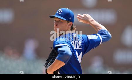 Brady singer hi-res stock photography and images - Page 3 - Alamy