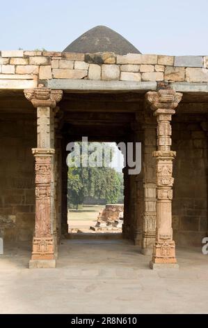 Quwwat-al-Islam Mosque, Qutb Complex, Mehrauli, Delhi, India Stock Photo