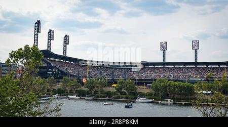Boats on the Allegheny River in front of PNC Park, Pittsburgh, Pennsylvania  Stock Photo - Alamy