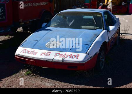 File:1985 Pontiac Fiero GT front right.jpg - Wikimedia Commons