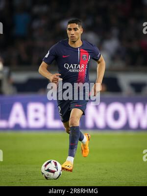 Achraf Hakimi Paris Saint-Germain Kits, Achraf Hakimi PSG Shirts, Jersey,  Merchandise