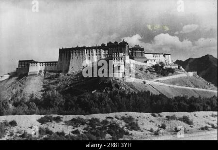 Tibet, Hermit Kingdom -- First view of one of the world's largest palaces, occupied by one of the world's least known rulers: the back of the Potala, the winter palace of the Dalai Lama, 14th of his line and ruler of mysterious Tibet. May 05, 1948. (Photo by Pictorial Press). Stock Photo