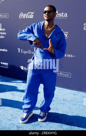 22 June 2023 Los Angeles, California - Usher. The Los Angeles Dodgers Foundation's 2023 Blue Diamond Gala held at Dodger Stadium in Los Angeles. (Credit Image: © Fs/AdMedia via ZUMA Press Wire) EDITORIAL USAGE ONLY! Not for Commercial USAGE! Stock Photo