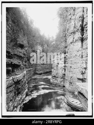 Entrance to flume, Ausable Chasm, N.Y., between 1900 and 1906. Stock Photo