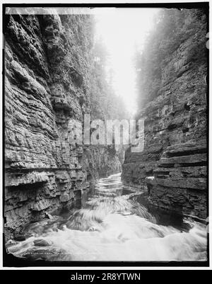 Up from Table Rock, Ausable Chasm, N.Y., between 1900 and 1906. Stock Photo