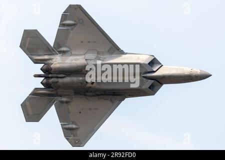 Raptors Airplane R The amazing Raptor fighter jet Stock Photo - Alamy