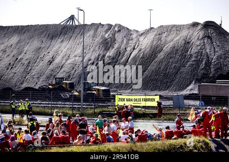 IJMUIDEN - Climate activists demonstrate at steel factory Tata Steel  IJmuiden. Action groups and local residents want the government to  intervene against the company's emissions and the health damage this  causes. ANP