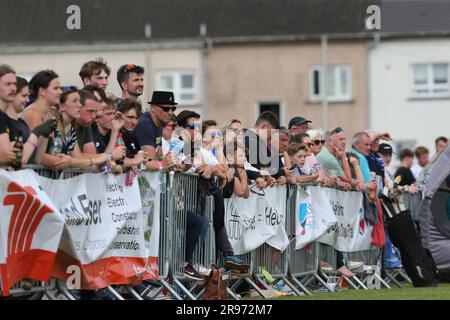 Glasgow, UK. 02nd June, 2023. The crowd watch on, Oban Camanachd vs Glasgow Mid Argyll, The Glasgow Celtic Society Challenge Cup Final, 24 June 2023 (Photo by /SportPix/Sipa USA) (Photo by /SportPix/SportPix/Sipa USA) Credit: Sipa USA/Alamy Live News Stock Photo