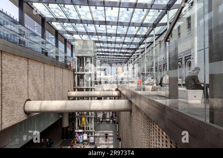 Interior of the Elizabth Line train station at Paddington and 'Cloud Index' artwork by Spencer Finch printed onto glass canopy, London, England, UK Stock Photo