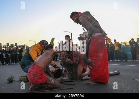 The smoking ceremony during the FIFA Women's World Cup 2023 Sydney Harbour Bridge Unity Celebration on June 25, 2023 in Sydney, Australia. (Photo by Izhar Khan) #editorial use only Stock Photo