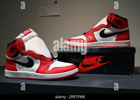 Michael Jordan Signed 1985 'Player Sample' Air Jordan 1s, Sizes 13, 13.5, VICTORIAM, PART II, 2023