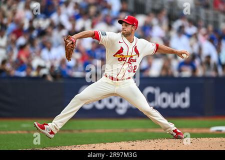 Steven Matz #32 of the St. Louis Cardinals leaves the game during the ...