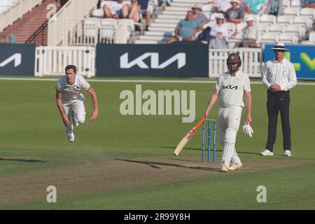 London, UK. 25th June, 2023. Will WilliamsBowling as Surrey take on Lancashire in the County Championship at the Kia Oval, day one. Credit: David Rowe/Alamy Live News Stock Photo
