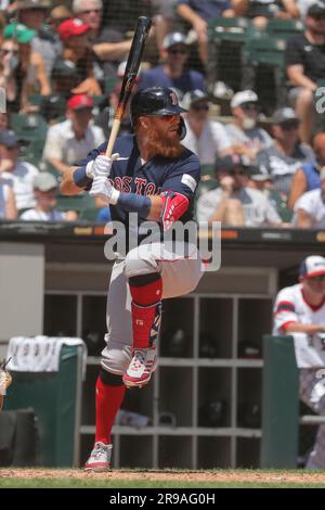 CHICAGO, IL - JUNE 25: Boston Red Sox first baseman Bobby Dalbec (29) waits  for the pitch during a Major League Baseball game between the Boston Red Sox  and the Chicago White