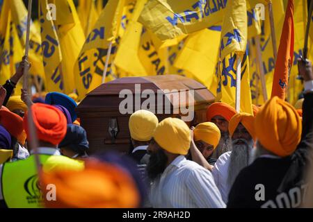 Mourners Carry The Casket Of Sikh Community Leader And Temple President ...