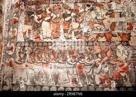 16th century Murals on ceiling in the Chennakeshavaraya Temple in Adiyaman kottai near Dharmapuri, Tamil Nadu, South India, India, Asia. Ramayana Stock Photo