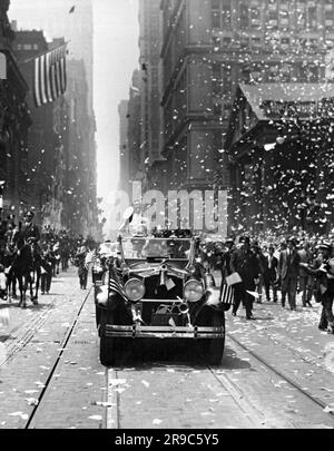 New York, New York:  June, 1930 The ticker tape parade held for Admiral Richard E. Byrd upon his return from his Anarctica expedition and flight over the South Pole. Stock Photo