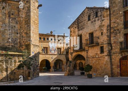 Horta de Sant Joan. Old town with church and town hall.Terra Alta, Tarragona province, Catalonia,Spain Stock Photo