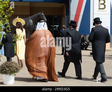 Ascot, Berkshire, UK. 23rd June, 2023. A VIP arrives at Royal Ascot. Credit: Maureen McLean/Alamy Stock Photo