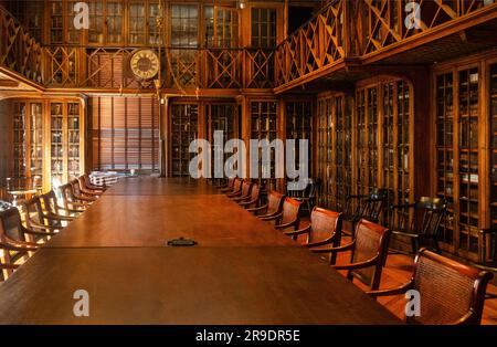 Main building Pennsylvania Hospital at the University of PA health system in Philadelphia Stock Photo