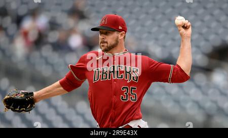 Arizona Diamondbacks relief pitcher Joe Mantiply (35) in the ninth