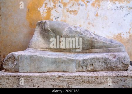 The Marble Foot. The remains of a Roman statue in Rome Stock Photo - Alamy