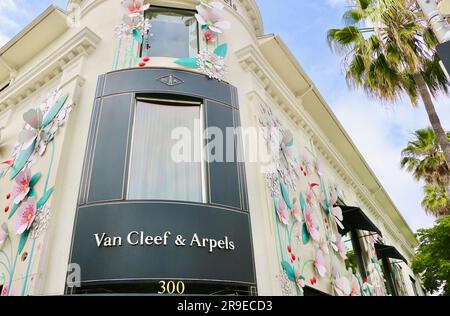 Van cleef discount arpels store california