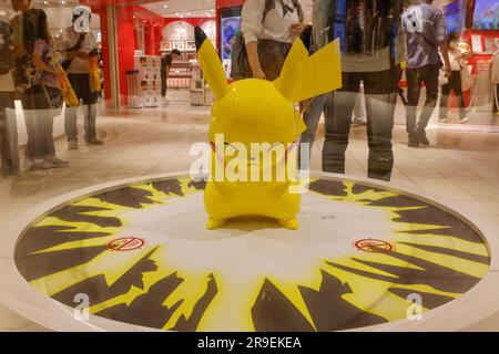 Pikachu pokemon center tokyo hi-res stock photography and images - Alamy