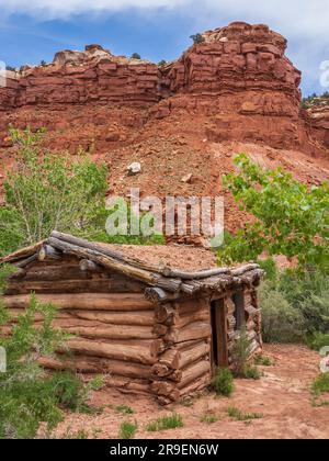 Frank Watson's cabin, Hackberry Canyon, Grand Staircase-Escalante ...
