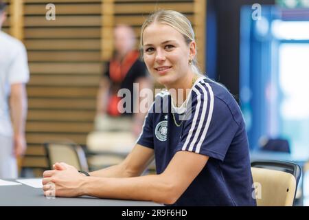 Herzogenaurach, Germany. 26th June, 2023. Soccer: Women, training camp of the national team in preparation for the World Cup. The player Merle Frohms, taken during a media day. Credit: Daniel Karmann/dpa/Alamy Live News Stock Photo
