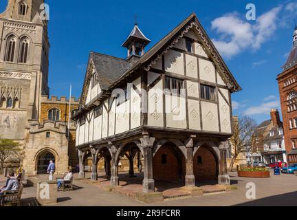 The Old Grammar School and St Dionysius Church, Market Harborough, Leicestershire, England, UK Stock Photo