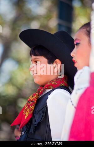 Mexican folkloric dancer childern Cinco de Mayo 2 Stock Photo